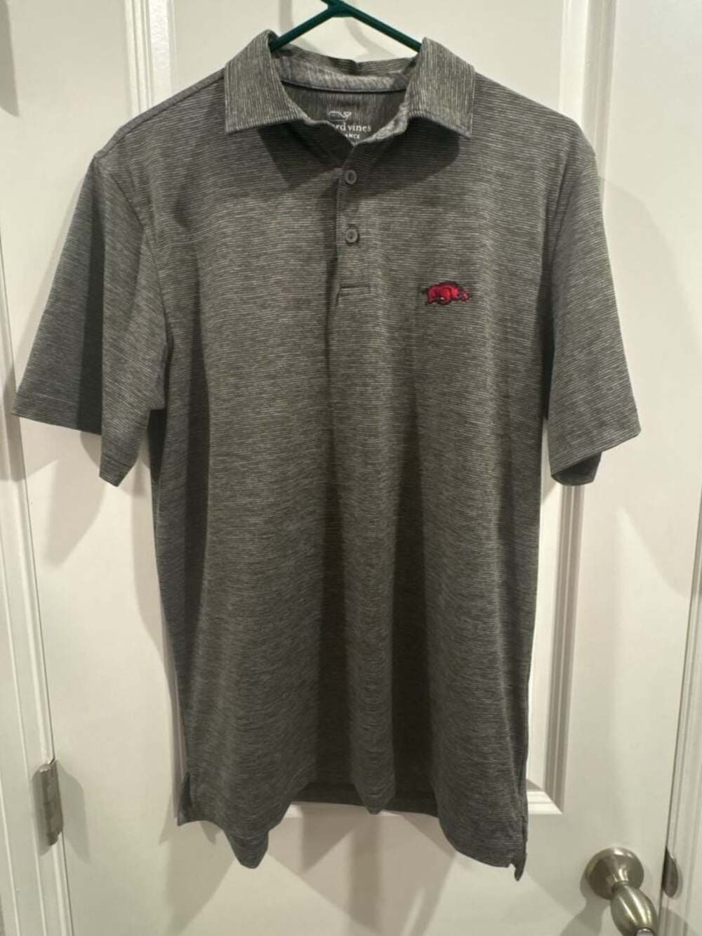 Vineyard Vines Men's Charcoal Arkansas Razorbacks Destin Stripe Sankaty